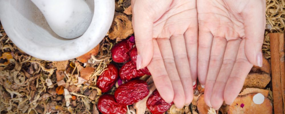 輕松祛痘印：薏米蜂蜜粥，讓你擁有完美肌膚！