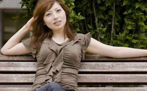 瞬間變身白雪公主！自制美白祛斑面膜，讓你告別斑點(diǎn)困擾！
